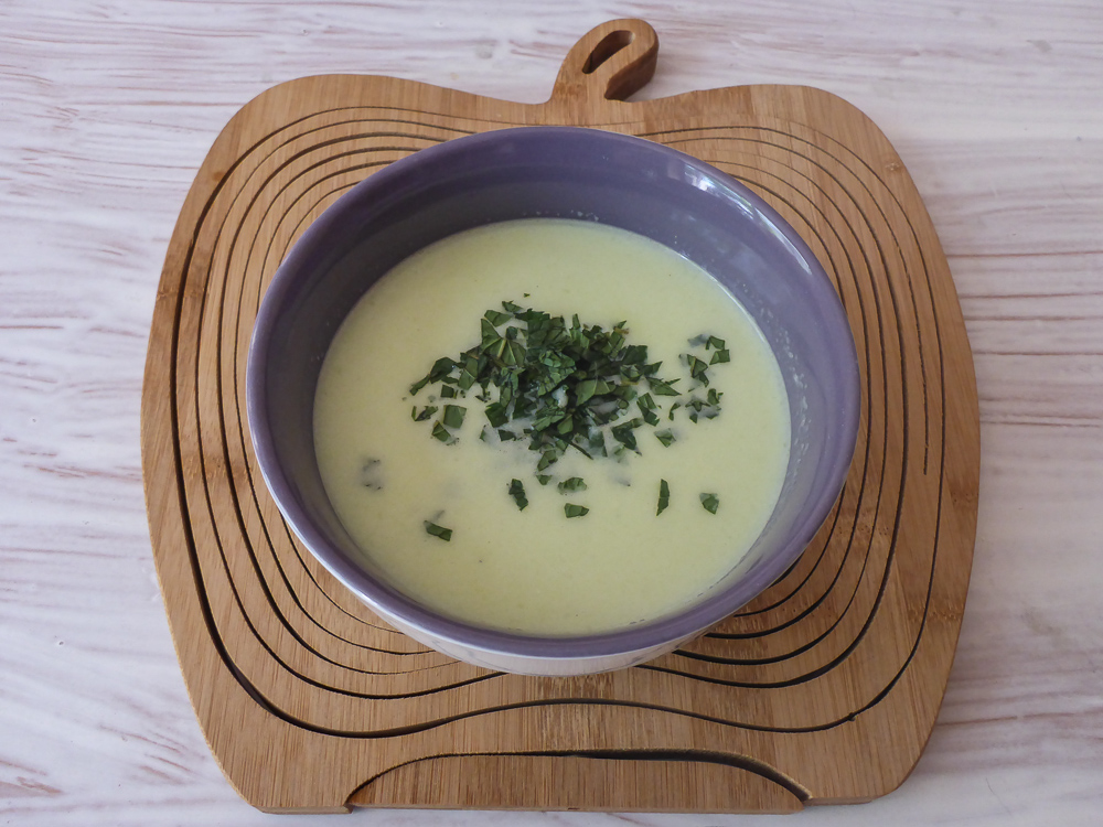 Geeiste Gurkensuppe